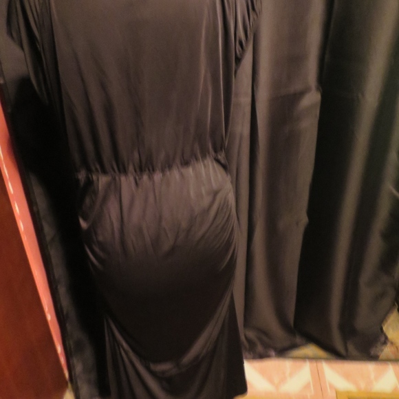 Dress - Picture 2 of 5